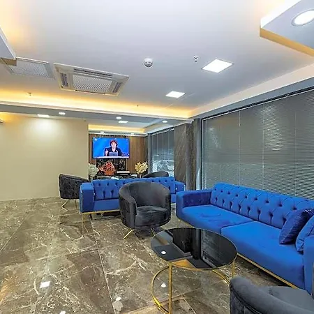 Sky Star Deluxe Hotel 3*